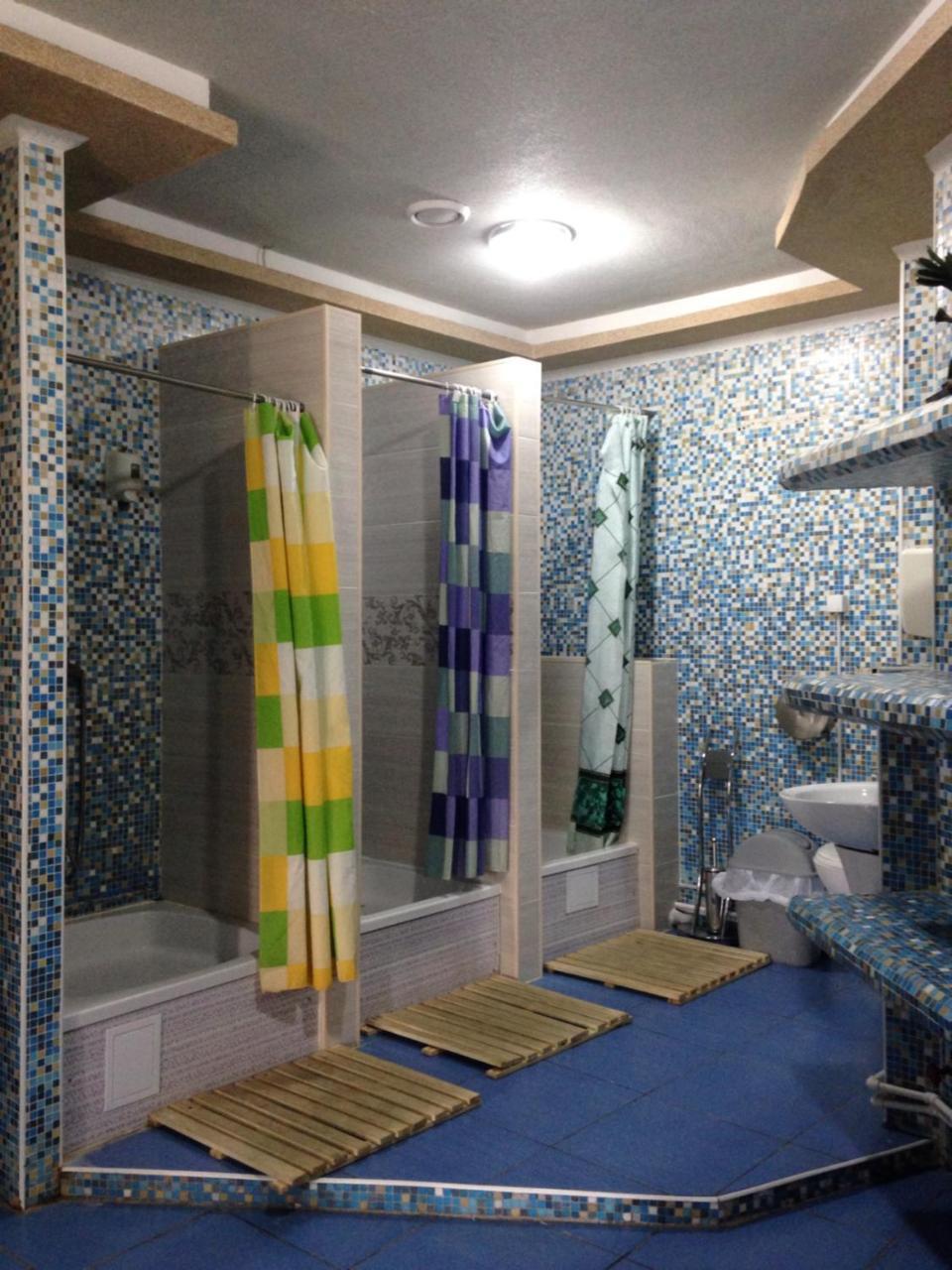 Atyraū Hostel Arzy מראה חיצוני תמונה